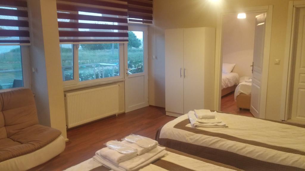 Flora Hotel Burhanli Экстерьер фото