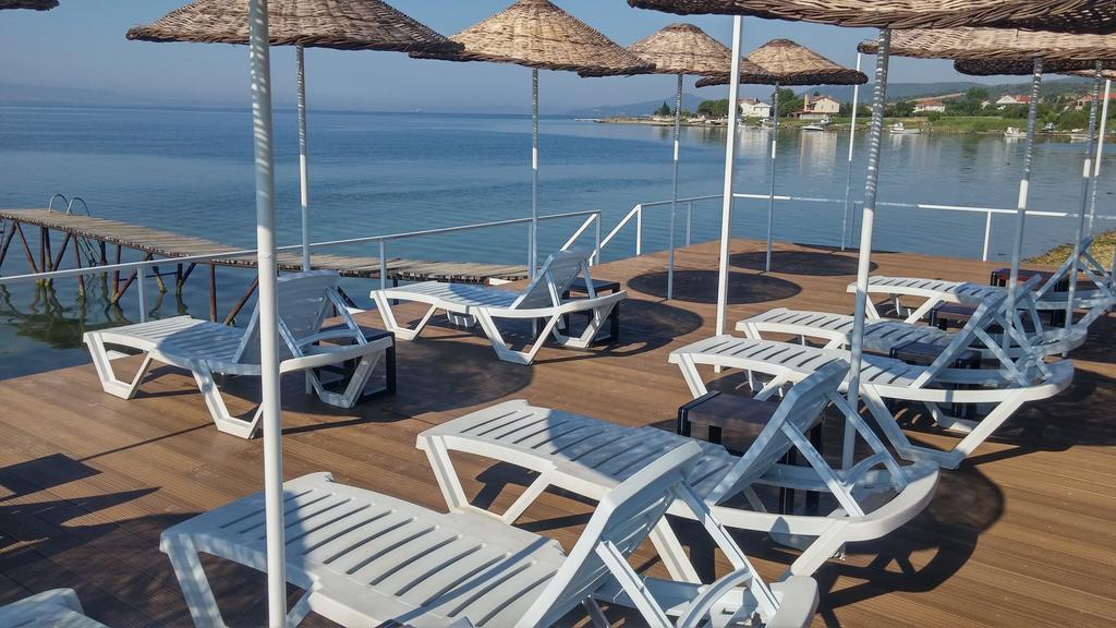 Flora Hotel Burhanli Экстерьер фото
