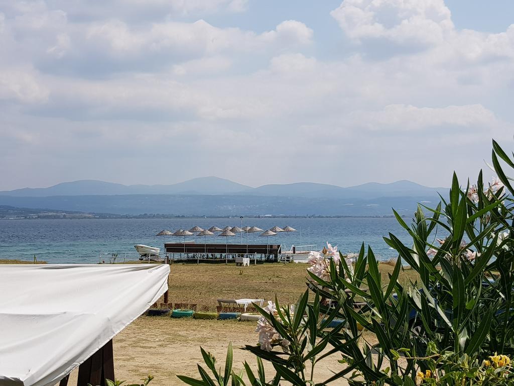 Flora Hotel Burhanli Экстерьер фото